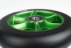 Chilli Pro Scooter Ersatzrolle Wheel Turbo 110mm Black PU / Green Core -Lapierrik Verkaufe C 1034 BGb