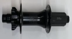 Formula EHL-148S Disc 6-Loch Für Steckachse Schwarz 32 Loch -Lapierrik Verkaufe Formula HR Nabe EHL 148S schwarz 32 Loch b