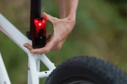 MonkeyLink ML-Light Recharge 30 Lux Set Mit USB-Anschluss 16 MonkeyLink ML-Light Recharge 30 Lux Set Mit USB-Anschluss -Lapierrik Verkaufe Rear Entnahme 1