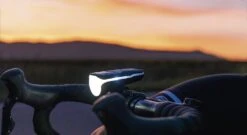 Sigma Aura-80 Und Blaze-Set Mit Akku Für USB-Ladegerät 25 Sigma Aura-80 Und Blaze-Set Mit Akku Für USB-Ladegerät -Lapierrik Verkaufe Sigma Frontleuchte Batterieleuchte LED Akku Aura 80 Lux USB 17800 4016224178001 070 28037i