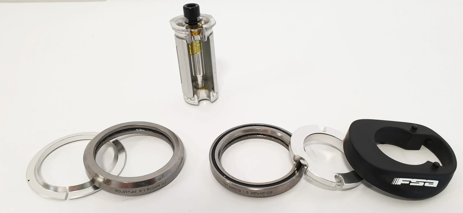 FSA Orbit No.55R ACR Integriert Press Fit Tapered 1 1/8" - 1.5" Unten 56mm Mit Kabelführung 4 FSA Orbit No.55R ACR Integriert Press Fit Tapered 1 1/8" - 1.5" Unten 56mm Mit Kabelführung - Image 2